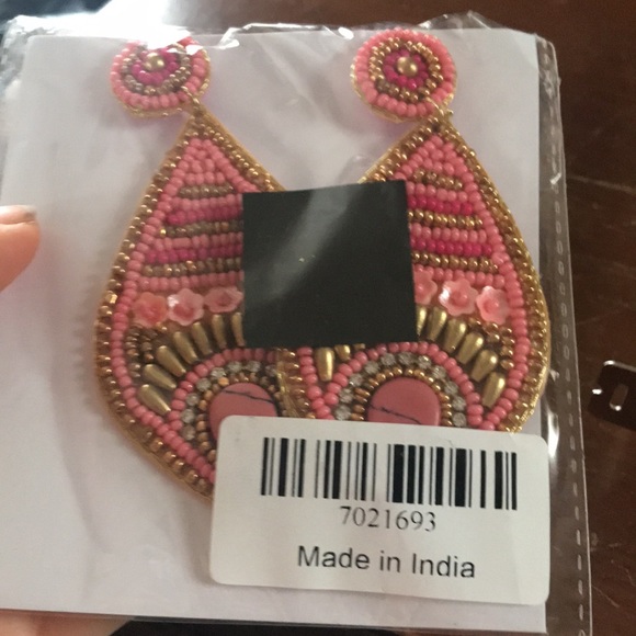 Pink Boho Seed Bead Earrings - Picture 9 of 10